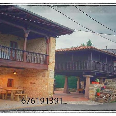 Los Campos Vivienda Vacacional Onís Exteriör bild