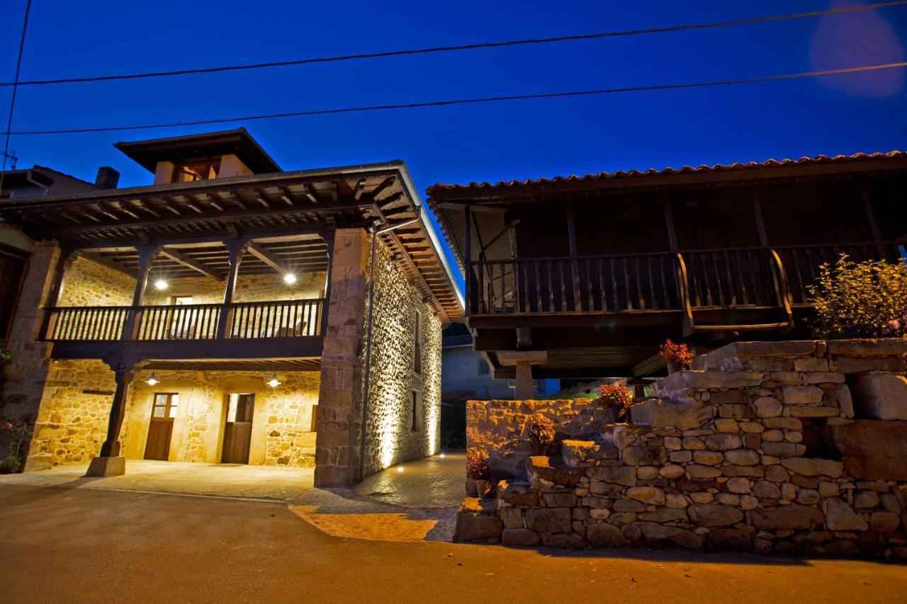 Los Campos Vivienda Vacacional Onís Exteriör bild