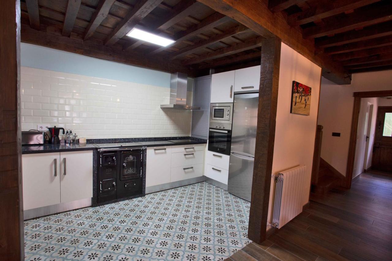 Los Campos Vivienda Vacacional Onís Exteriör bild